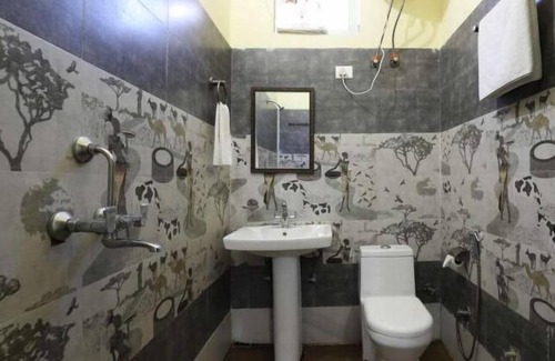 Paliyal Gaon Hotel | Vardan Hotel- Ayur Stay