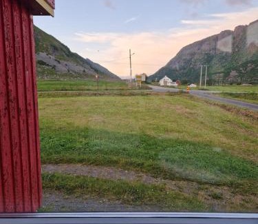 Flakstad House | Vareid Panorama Lofoten Lysvollhuset