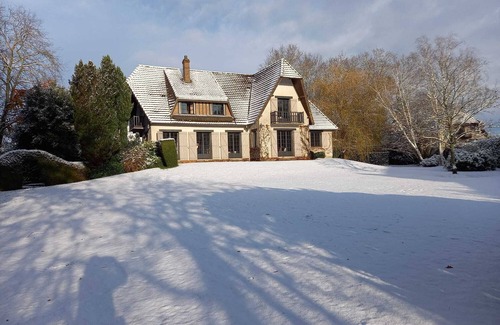 Varengeville-sur-Mer House | Varengeville sur mer . 8/10 persons Large house with garden