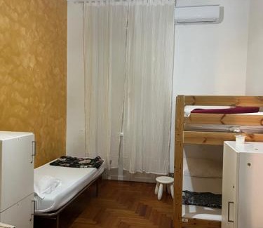 Rione XVIII Castro Pretorio House | Varese Guest House