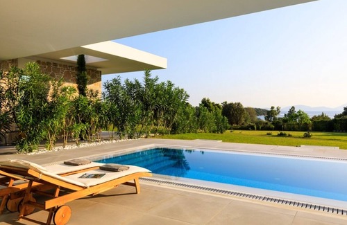 Aktio-Vonitsa Villa | Varko - Afrodite - One Bedroom Villa, Sleeps 2