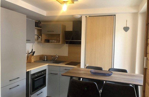 Les Claux Apartment | Vars les Claux, Studio for weekend rentals
