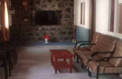 Kotagiri Bed & Breakfast | Varshinicottage,bed& brakefast nAravenu Kothakiri