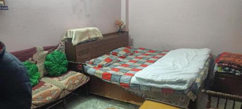 Allahabad House | Varun Home Stay 2