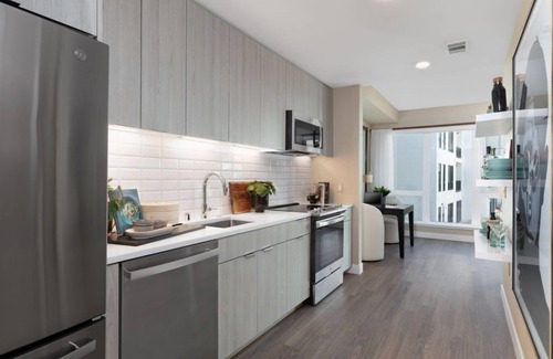 Menlo Park Condo | Vasara Menlo Park 1BR – Live, Relax & Entertain