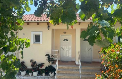 Lukove House | Vasil Rooms Lukove