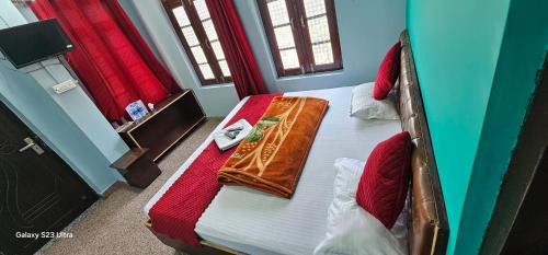 Chamoli Hotel | Vasudev Retreat