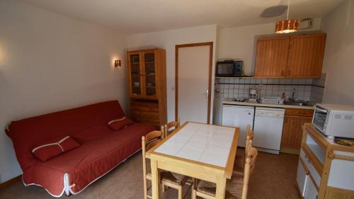 Vaujany Apartment | VAUJANYLOCATIONS - Claret II Studio 3