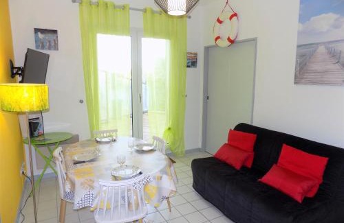 Pontaillac Apartment | Vaux sur Mer - Quartier PONTAILLAC - APPARTEMENT - PISCINE COLLECTIVE