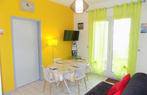 Pontaillac Apartment | Vaux sur Mer - Quartier PONTAILLAC - APPARTEMENT - PISCINE COLLECTIVE