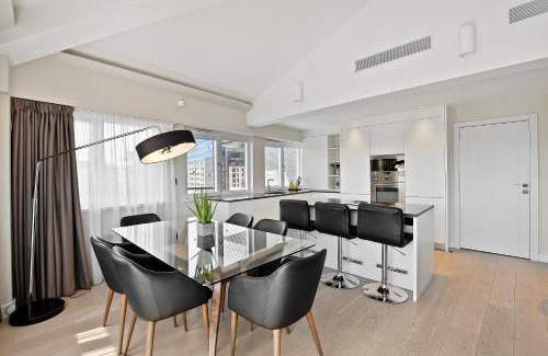 Pimlico Apartment | Vauxhall Bridge Road by Aeria Apartments