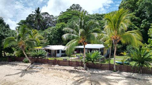 Utungake House | Vavau Beachfront Villas
