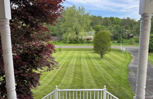 Fauquier County House | #VAwineCountry! 1 hr to Georgetown. Historic Village where John Marshall raised.