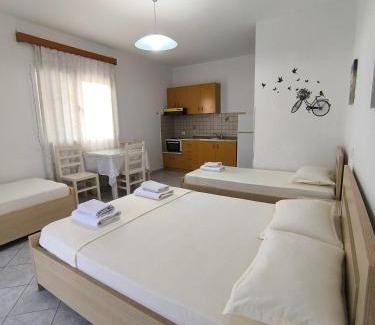 Qeparo Apartment | Vaya Guesthouse