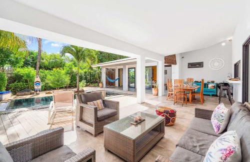Tamarin Villa | Vayu - Eco Chic House Tamarin
