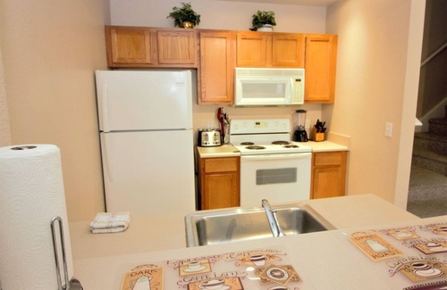 Venetian Bay Villages House | VB040 Renovated 3 Br Close To Small Pool