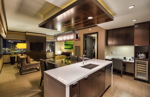 Las Vegas Strip Apartment | Vdara Best Penthouse! Jaw Drop Bellagio Fountain View! Sleeps 6! 46th Floor!