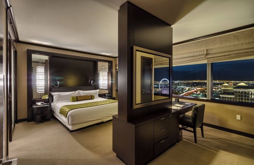 Las Vegas Strip Apartment | Vdara Best Penthouse! Jaw Drop Bellagio Fountain View! Sleeps 6! 46th Floor!