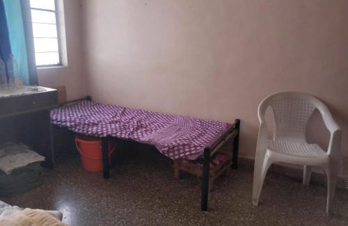 Pune Bed & Breakfast | Vedantika PG