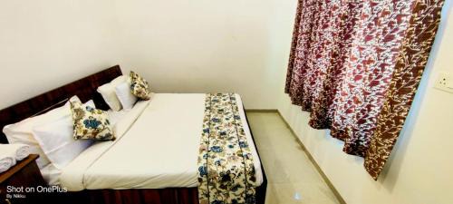 Shri Madhopur Hotel | Vedas Homestay by Mandothiya's