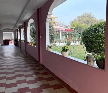 Muradev Bed & Breakfast | Vedic Villa