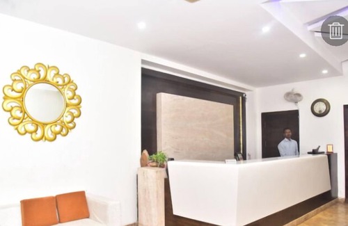 Chas Hotel | VEENA REGENCY