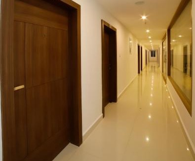 Adimaly Hotel | VEETEE MID TOWN