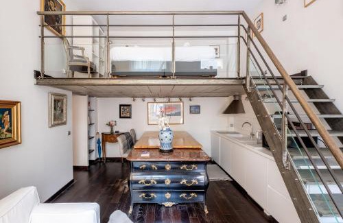Odeon Apartment | Veeve - Heart of Saint Germain