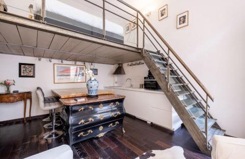 Odeon Apartment | Veeve - Heart of Saint Germain