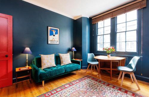 Hoxton Apartment | Veeve - Hoxton Hideaway