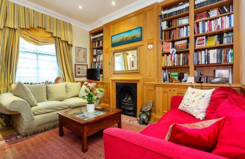Churchill House | Veeve - Politics in Pimlico