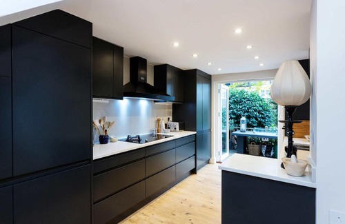Stockwell House | Veeve - Stockwell Sophistication