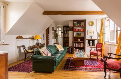 7th Arrondissement Apartment | Veeve - Views to the Eighth
