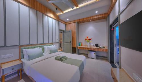 Sernabatim Hotel | Vega Suites with Private Indoor Pool