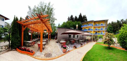 Klopein House | VEGAN Pension & Restaurant