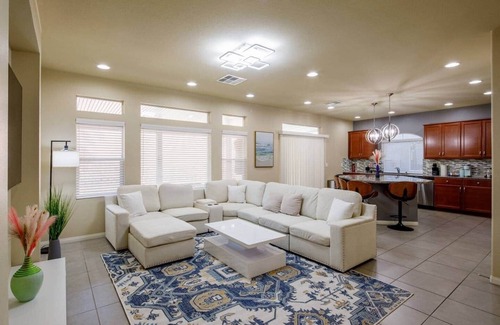 Enterprise House | Vegas 5BR 6Bed Ideal Staycation Home