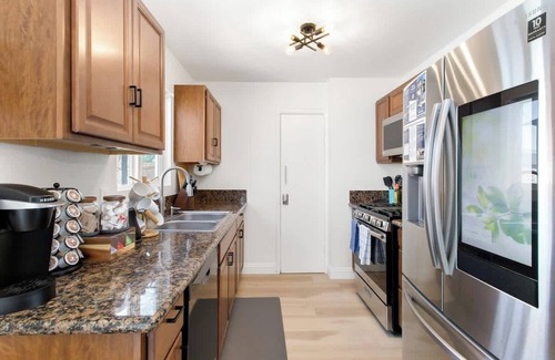 Henderson House | Vegas Getaway: 3BR Home with Pool & Hot Tub!