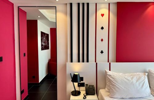 Paceville Hotel | Vegas Resort