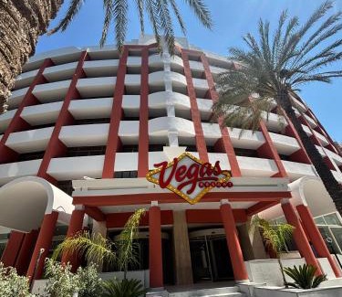 Paceville Hotel | Vegas Resort