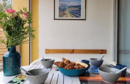 Le Grau-Du-Roi Apartment | Vela Aurea, Studio 4 couchages en rez de jardin, avec terrasse et parking, à 500m de la plage