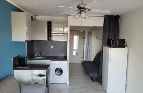 Le Grau-Du-Roi Apartment | Vela Aurea, Studio 4 couchages en rez de jardin, avec terrasse et parking, à 500m de la plage