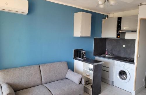 Le Grau-Du-Roi Apartment | Vela Aurea, Studio 4 couchages en rez de jardin, avec terrasse et parking, à 500m de la plage
