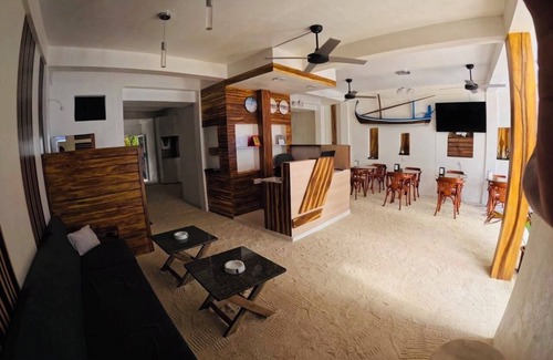 Dhiffushi House | Velaa Vani - The Turtle Hive Maldives