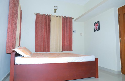 Yelagiri Villa | Velavan Hill View Resort