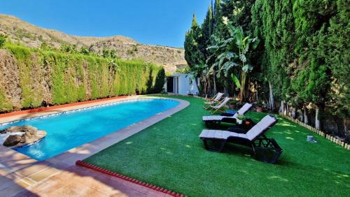 Velez de Benaudalla House | Velez Nazari Cortijo Azud