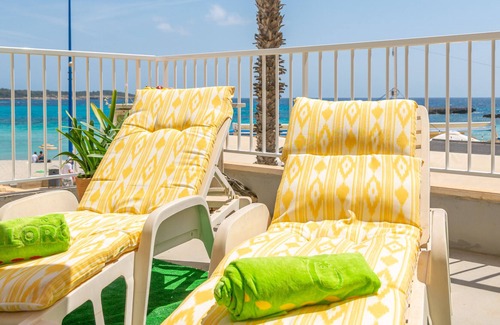 S'Illot-Cala Morlanda House | VELL MARI 6 - Beautiful first line beach apartment in S'Illot. Free WiFi.