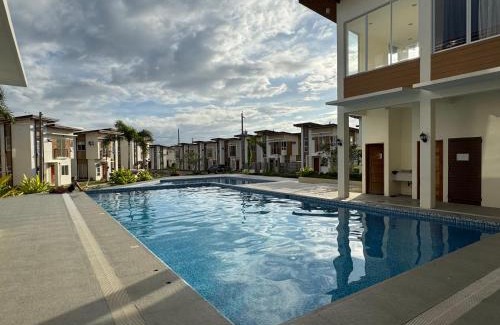 Dauis Apartment | Velmiro Greens dauis Panglao - 3 bedroom apartment unit P1112