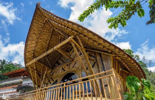 Selat Villa | Velonia Iseh