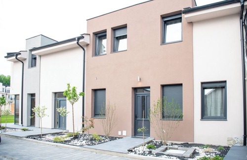 Subotica Apartment | Velora 1 Apartment - Perfect for Couples, Near City Center