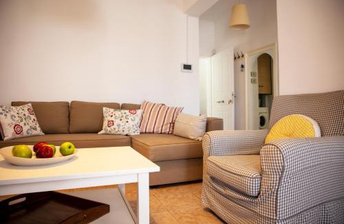 Milos Apartment | Veloudi's Apartment 1